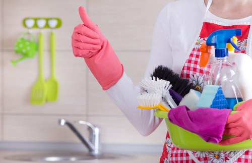 Professional one-off cleaning service in a Canary Wharf apartment