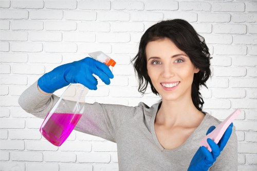 Office cleaning checklist and routine for Canary Wharf workspaces and meeting rooms